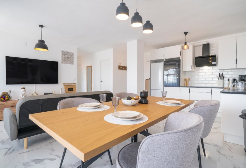 Begagnad - Lägenhet / lägenhet - Torrevieja - Punta Prima