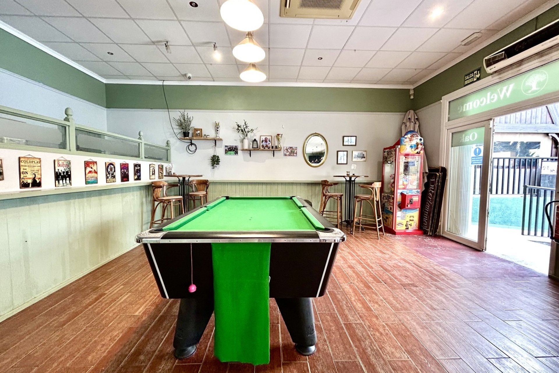 Begagnad - Local comercial - Orihuela Costa - Villamartín