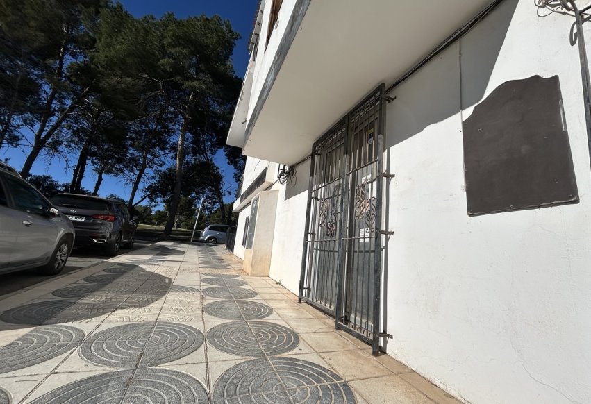 Begagnad - Local comercial - Orihuela Costa - Villamartín