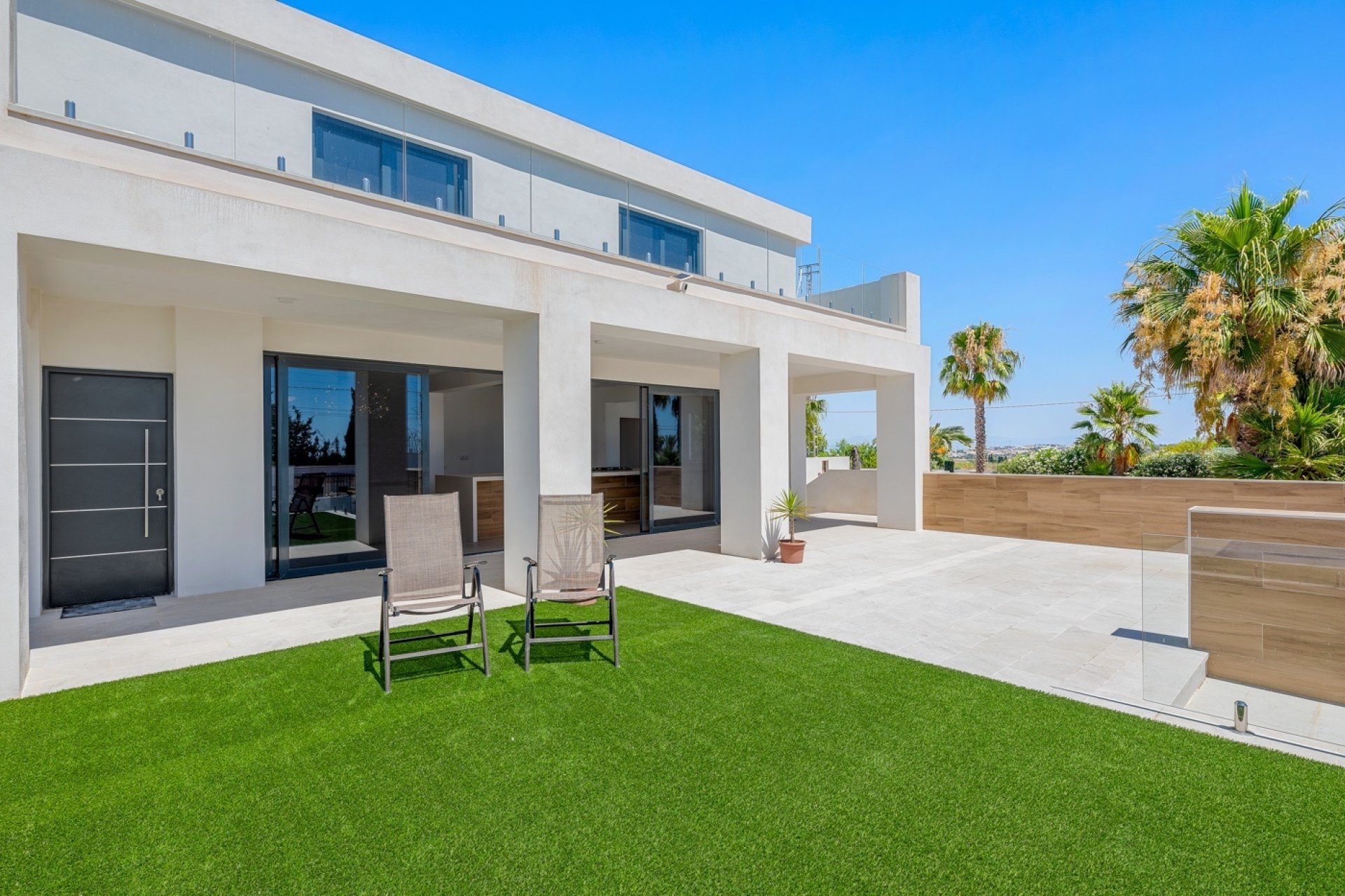 Begagnad -  - Los Montesinos - La herrada