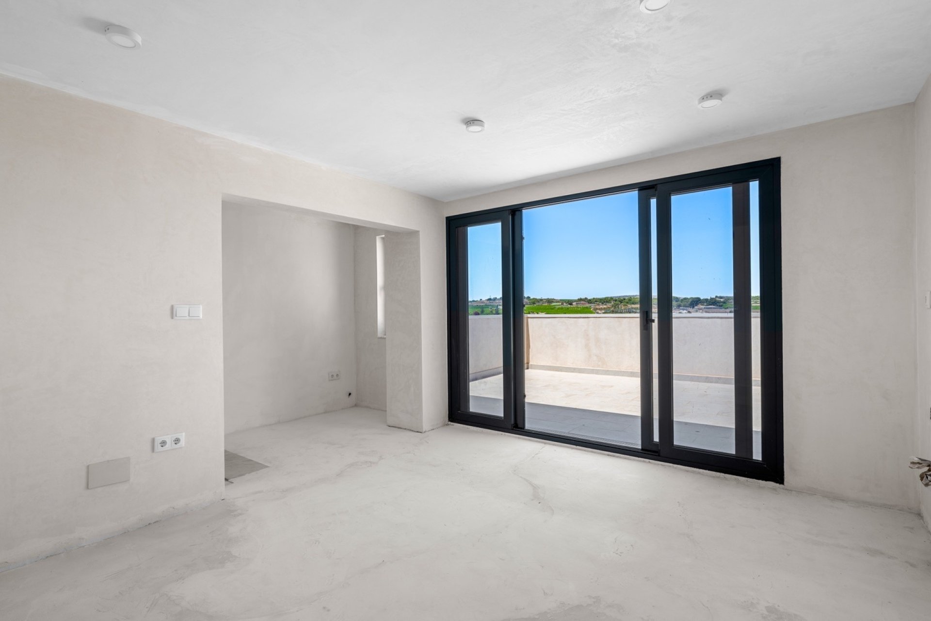 Begagnad -  - Los Montesinos - La herrada