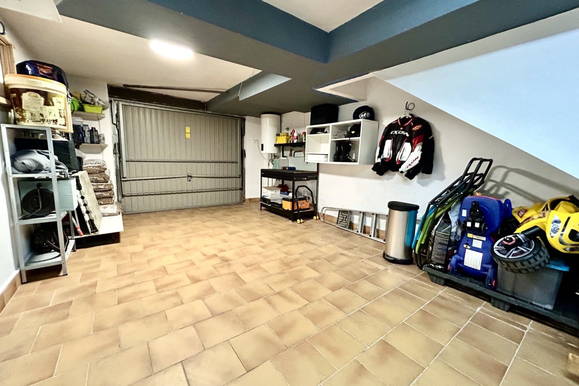 Begagnad - Radhus - Heredades