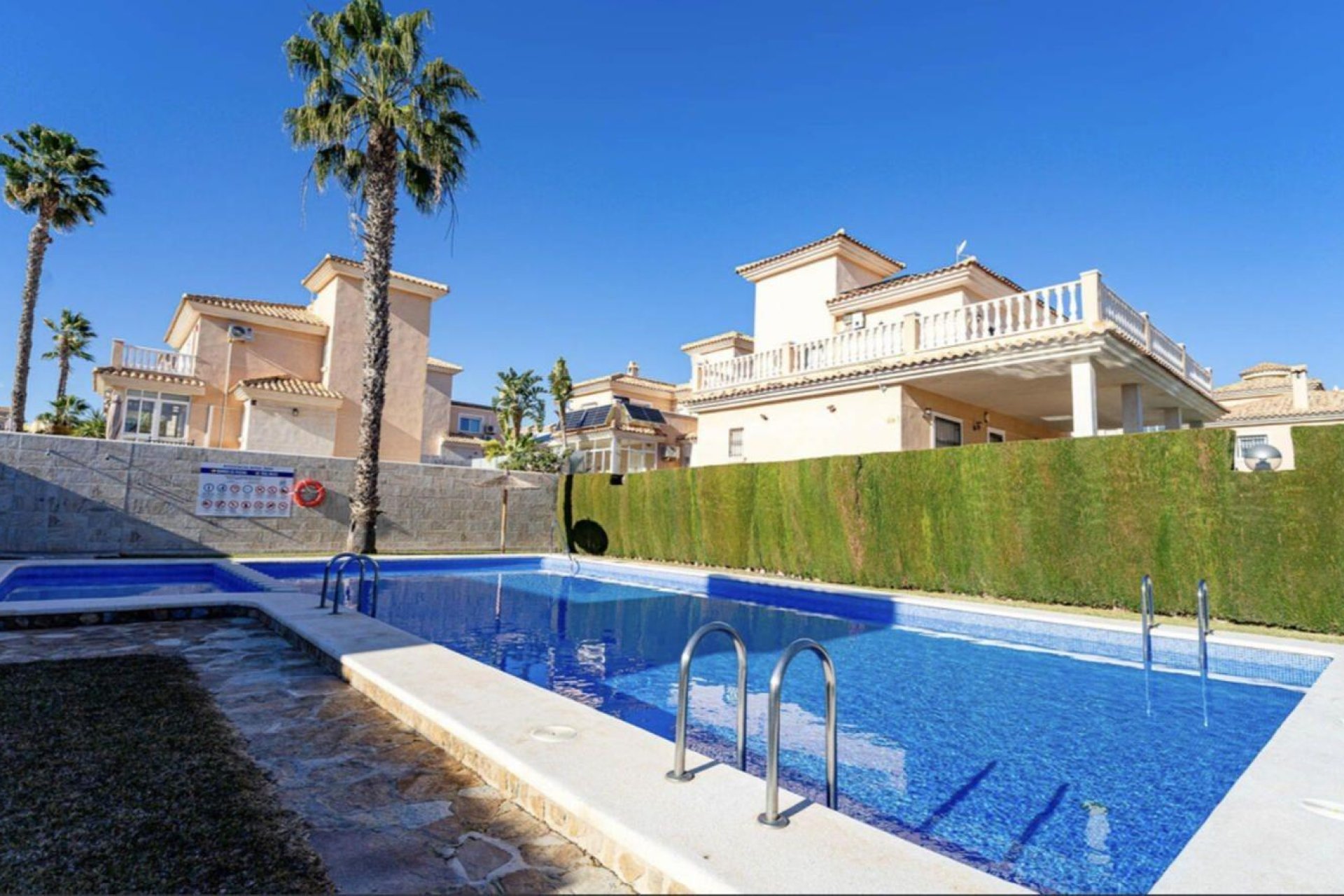 Begagnad - Radhus - Orihuela Costa - Los Balcones - Los Altos 