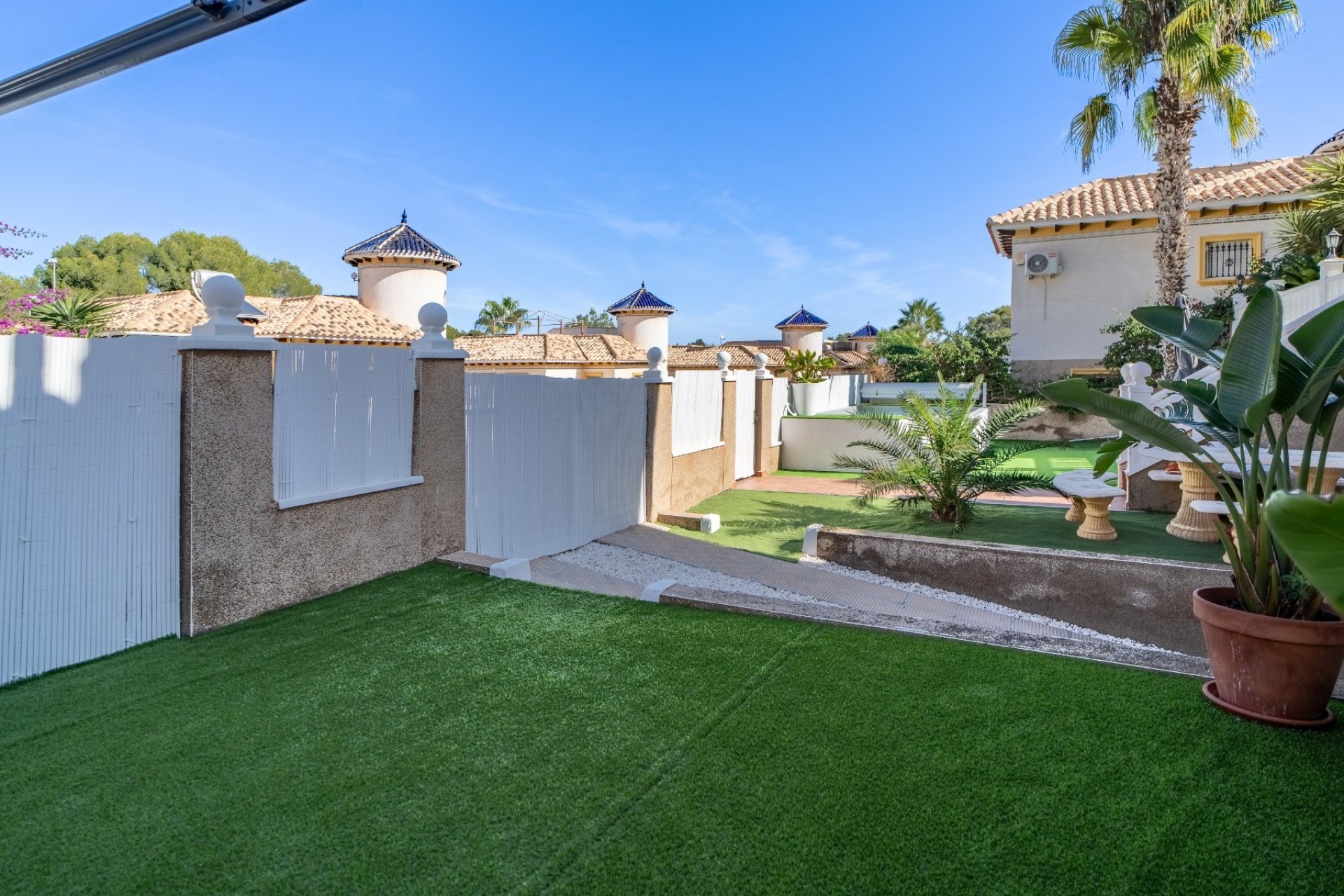 Begagnad - Radhus - San Miguel de Salinas - Las Filipinas