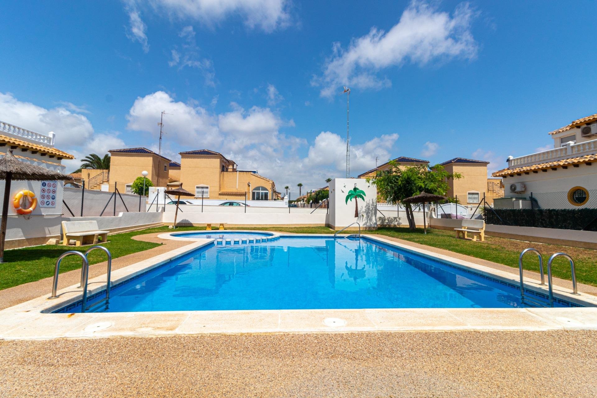 Begagnad - Radhus - Torrevieja - Los Balcones - Los Altos 