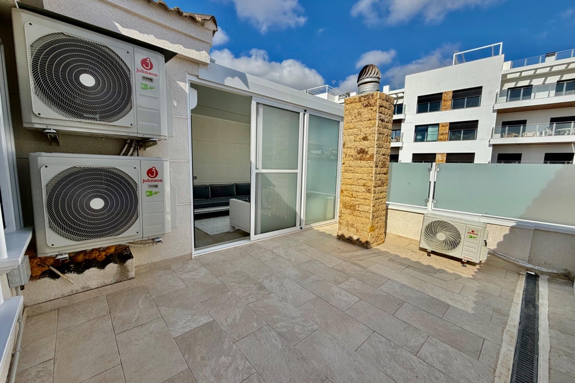 Begagnad - Villa - Orihuela Costa - La Zenia