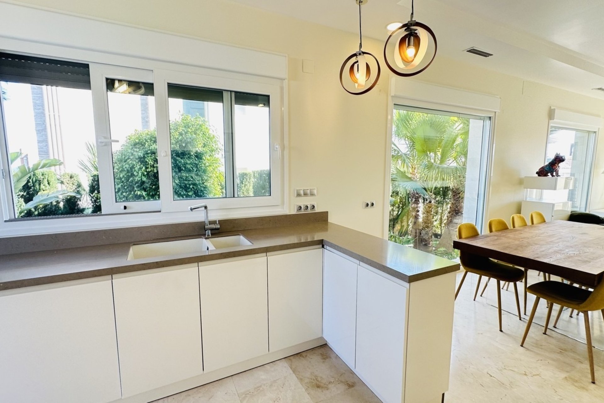 Begagnad - Villa - Orihuela Costa - La Zenia