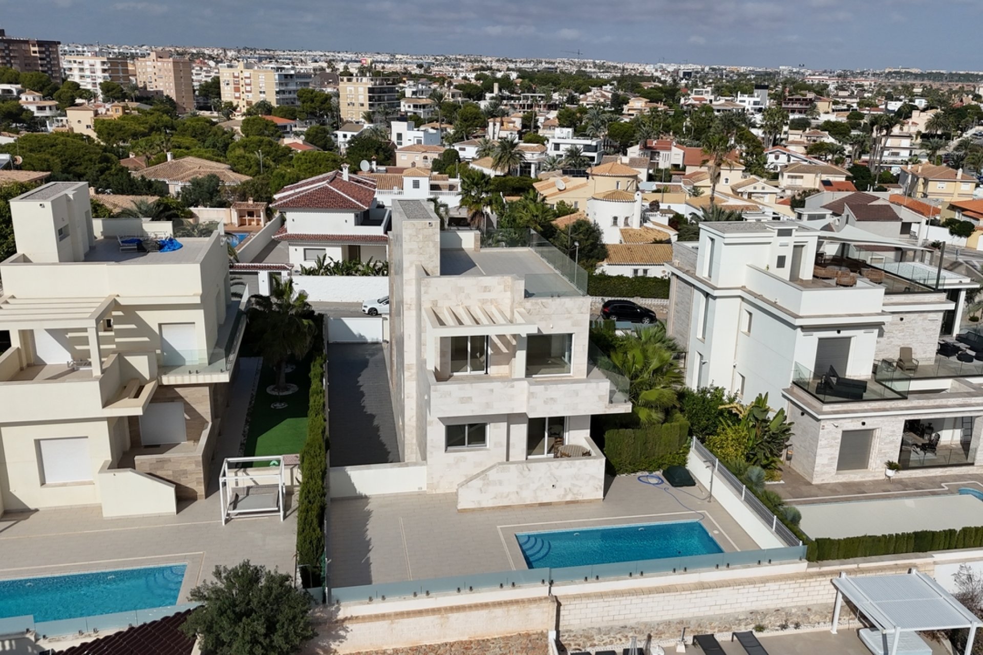 Begagnad - Villa - Orihuela Costa - La Zenia