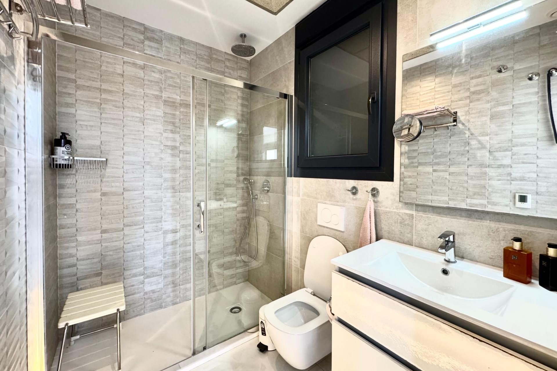 Begagnad - Villa - Orihuela Costa - Lomas de Cabo Roig