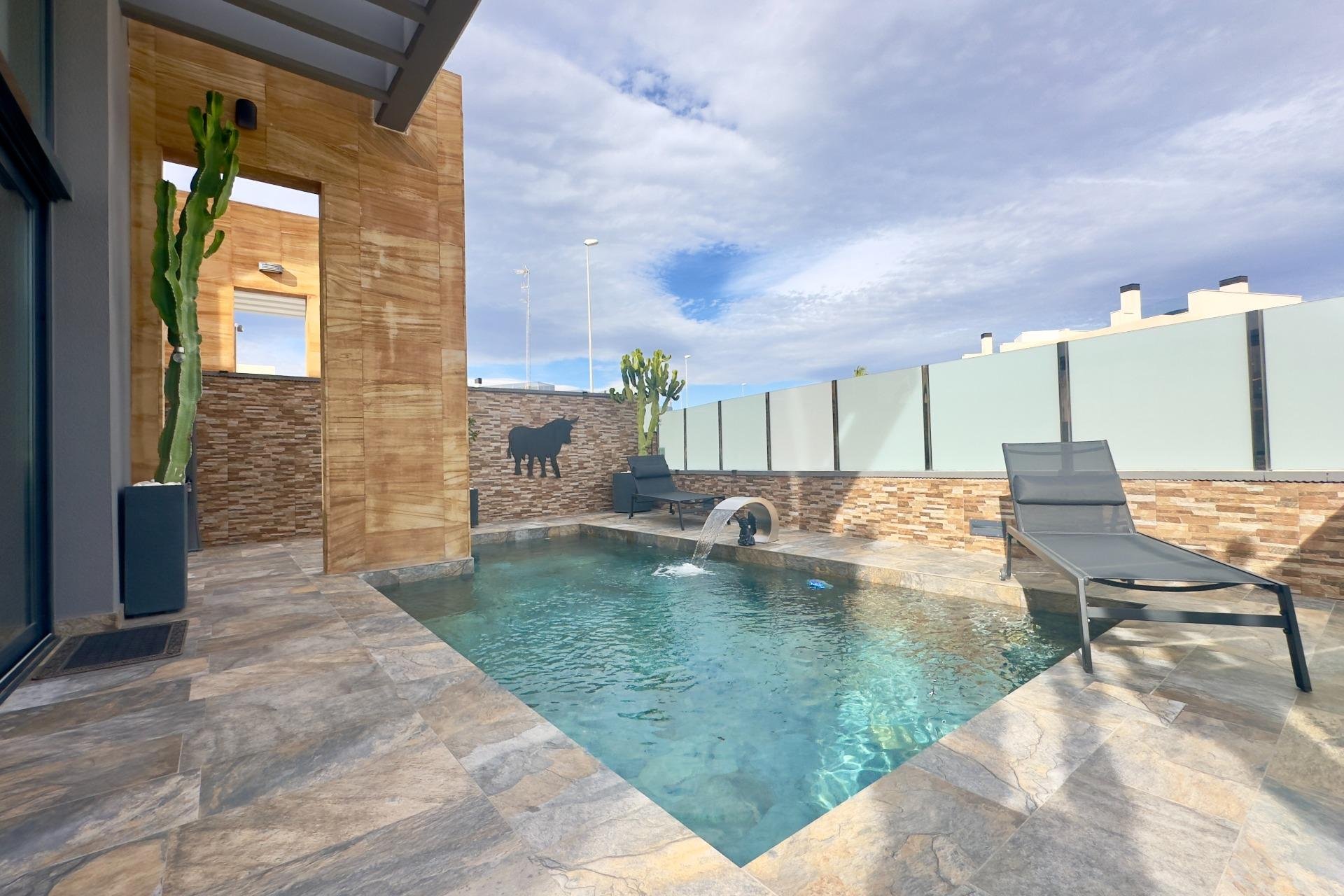 Begagnad - Villa - Orihuela Costa - Lomas de Cabo Roig