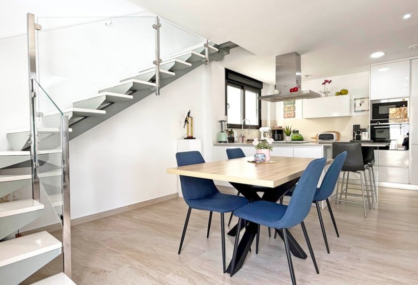 Begagnad - Villa - Orihuela Costa - Villamartín