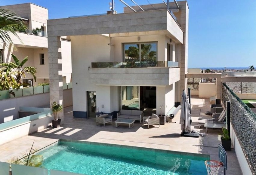 Begagnad - Villa - Orihuela Costa - Villamartín