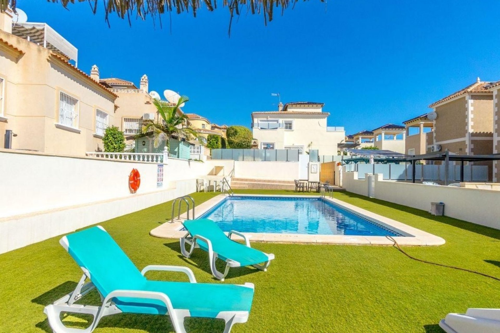 Begagnad - Villa - Orihuela Costa - Villamartín