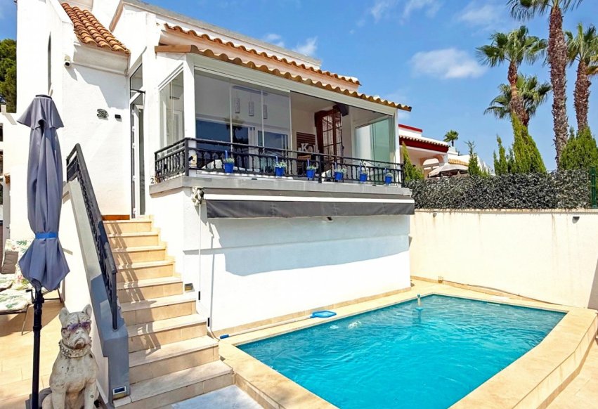 Begagnad - Villa - Orihuela Costa - Villamartín
