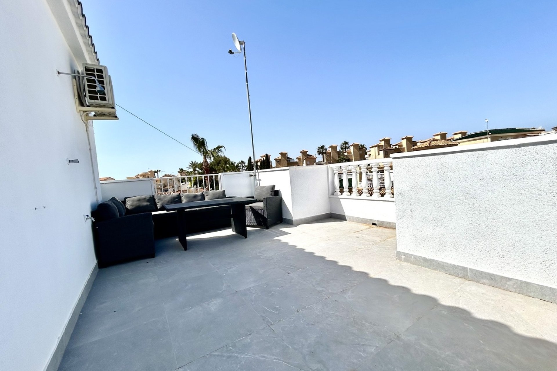 Begagnad - Villa - Orihuela Costa - Villamartín