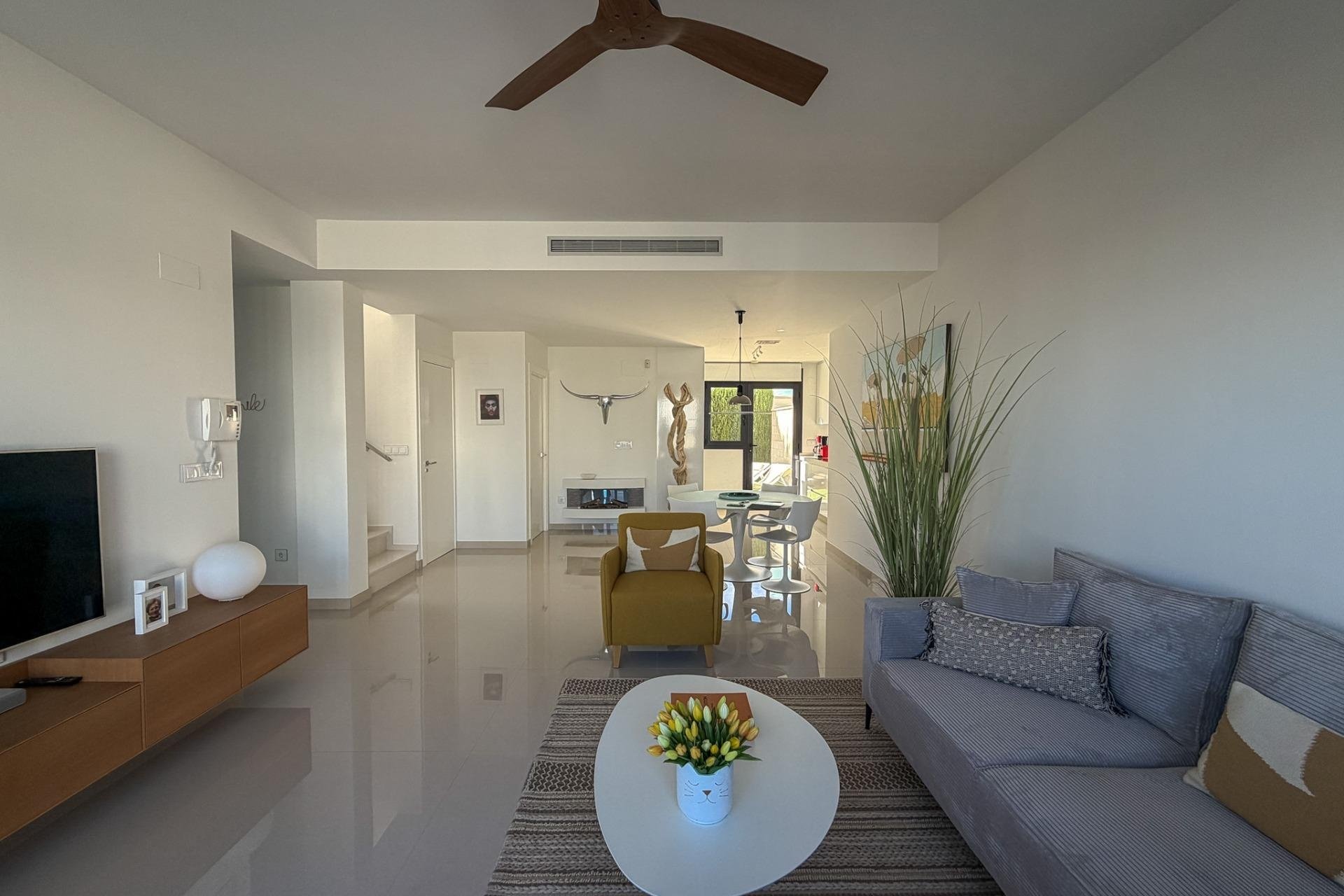 Begagnad - Villa - San Miguel de Salinas - Bellavista