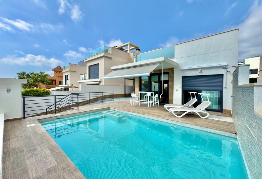 Begagnad - Villa - San Miguel de Salinas - Bellavista