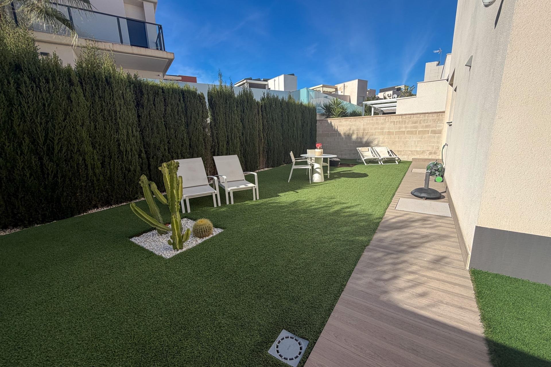 Begagnad - Villa - San Miguel de Salinas - Bellavista