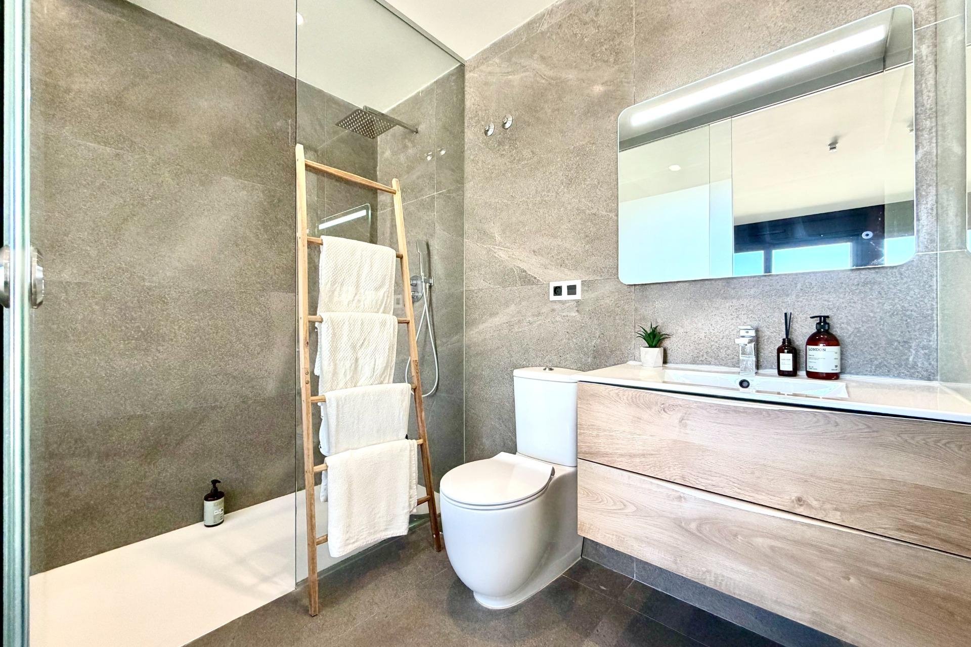 Begagnad - Villa - San Miguel de Salinas - Bellavista