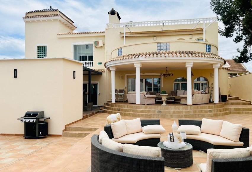 Begagnad - Villa - San Miguel de Salinas