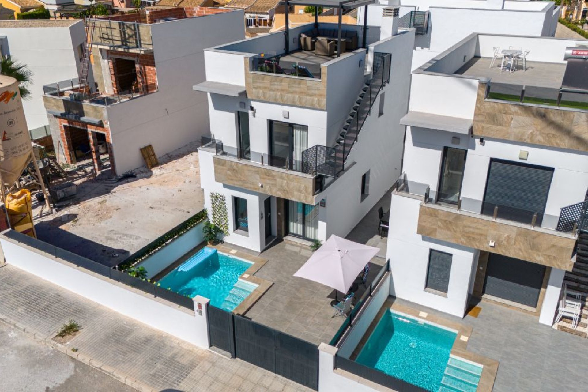 Begagnad - Villa - Torrevieja - La Siesta - El Salado -  Torreta