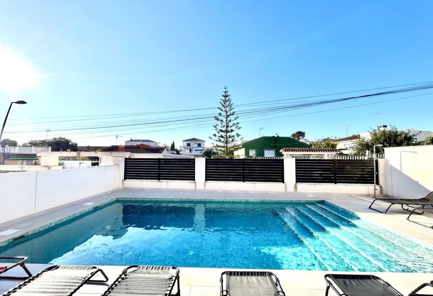Begagnad - Villa - Torrevieja - Los Balcones - Los Altos 