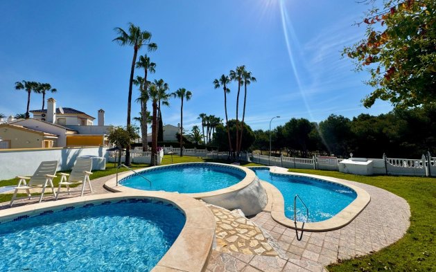 Bungalow - Begagnad - Orihuela Costa - MED-58216