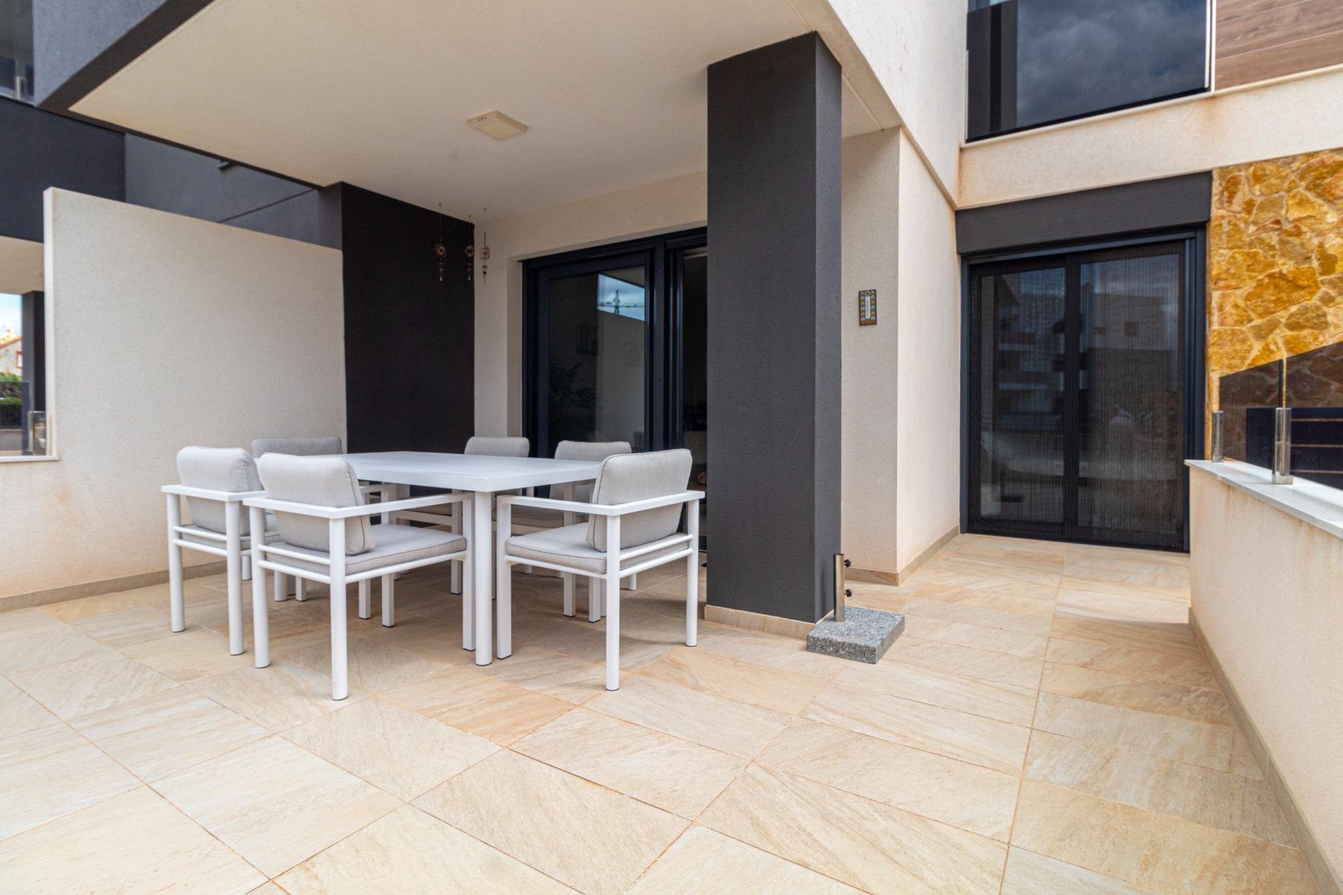 Herverkoop - Appartement / flat - Orihuela Costa - La Florida