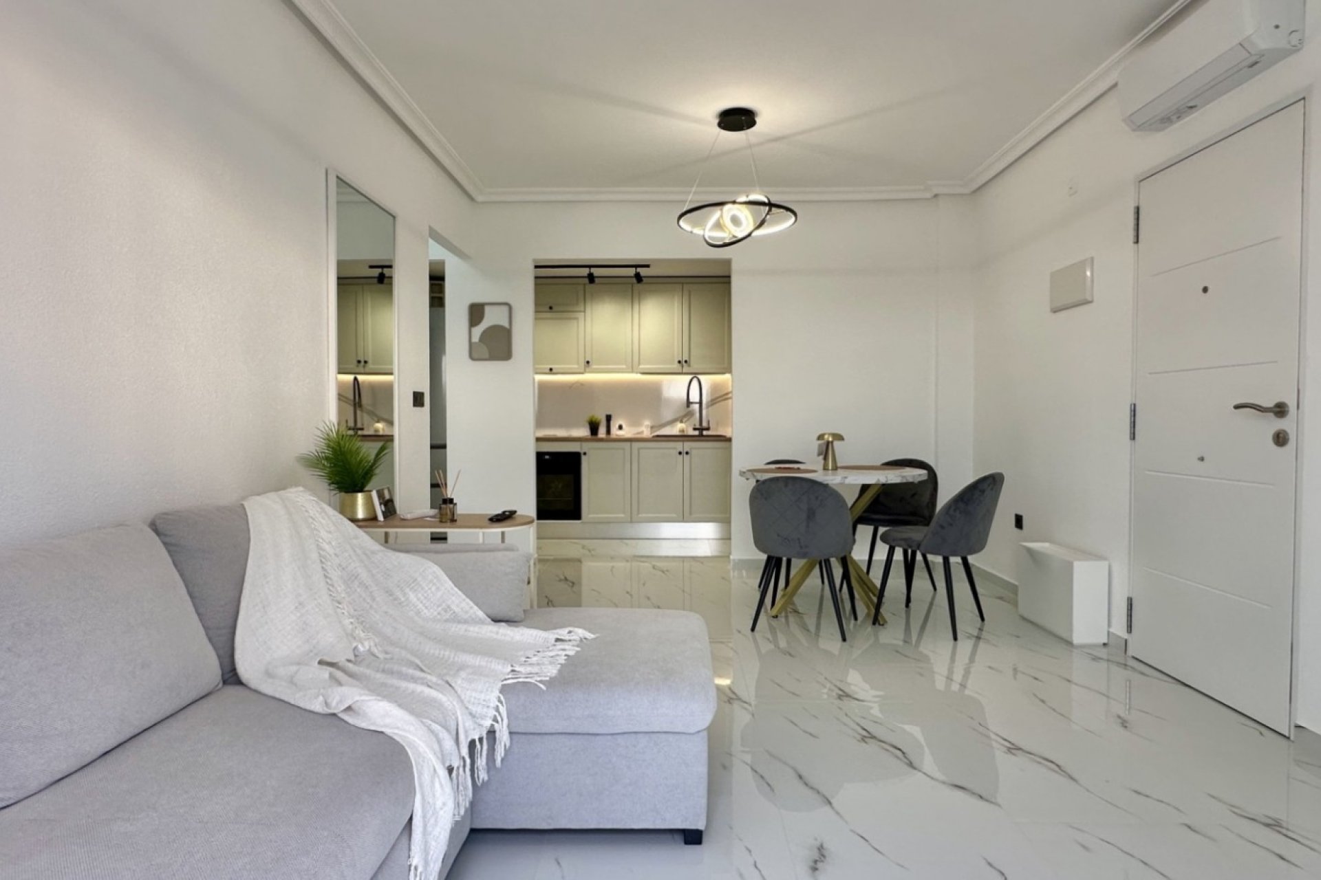 Herverkoop - Appartement / flat - Orihuela Costa - Playa Flamenca