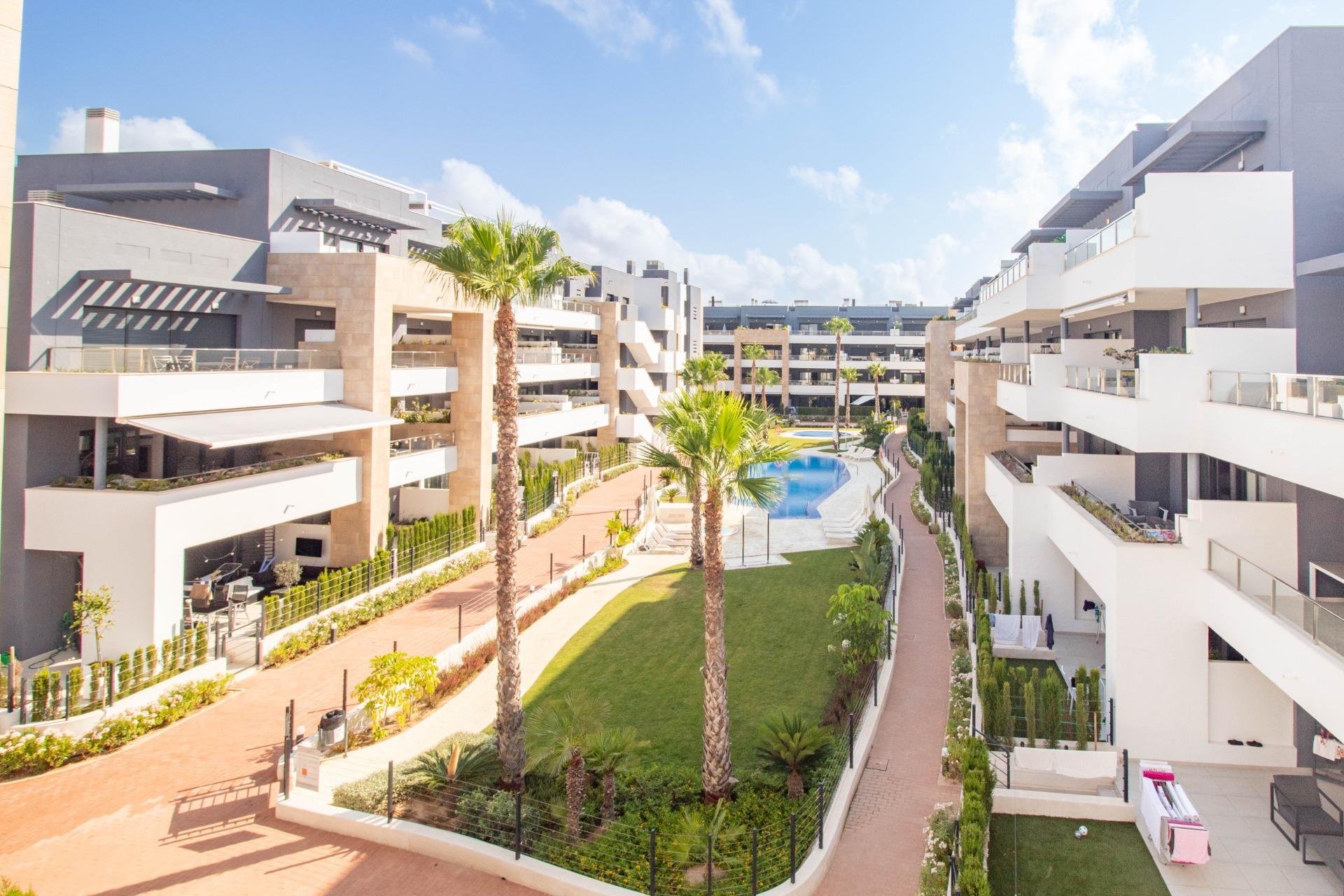 Herverkoop - Appartement / flat - Orihuela Costa - Playa Flamenca