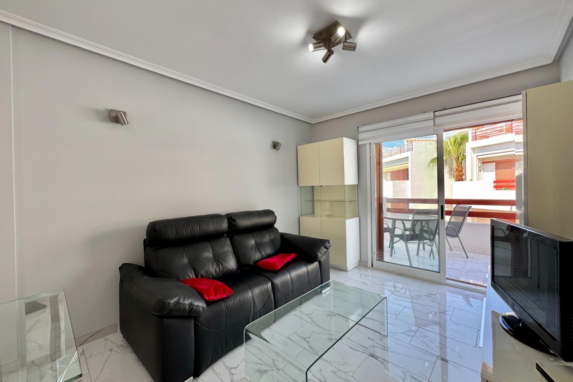 Herverkoop - Appartement / flat - Orihuela Costa - Punta Prima