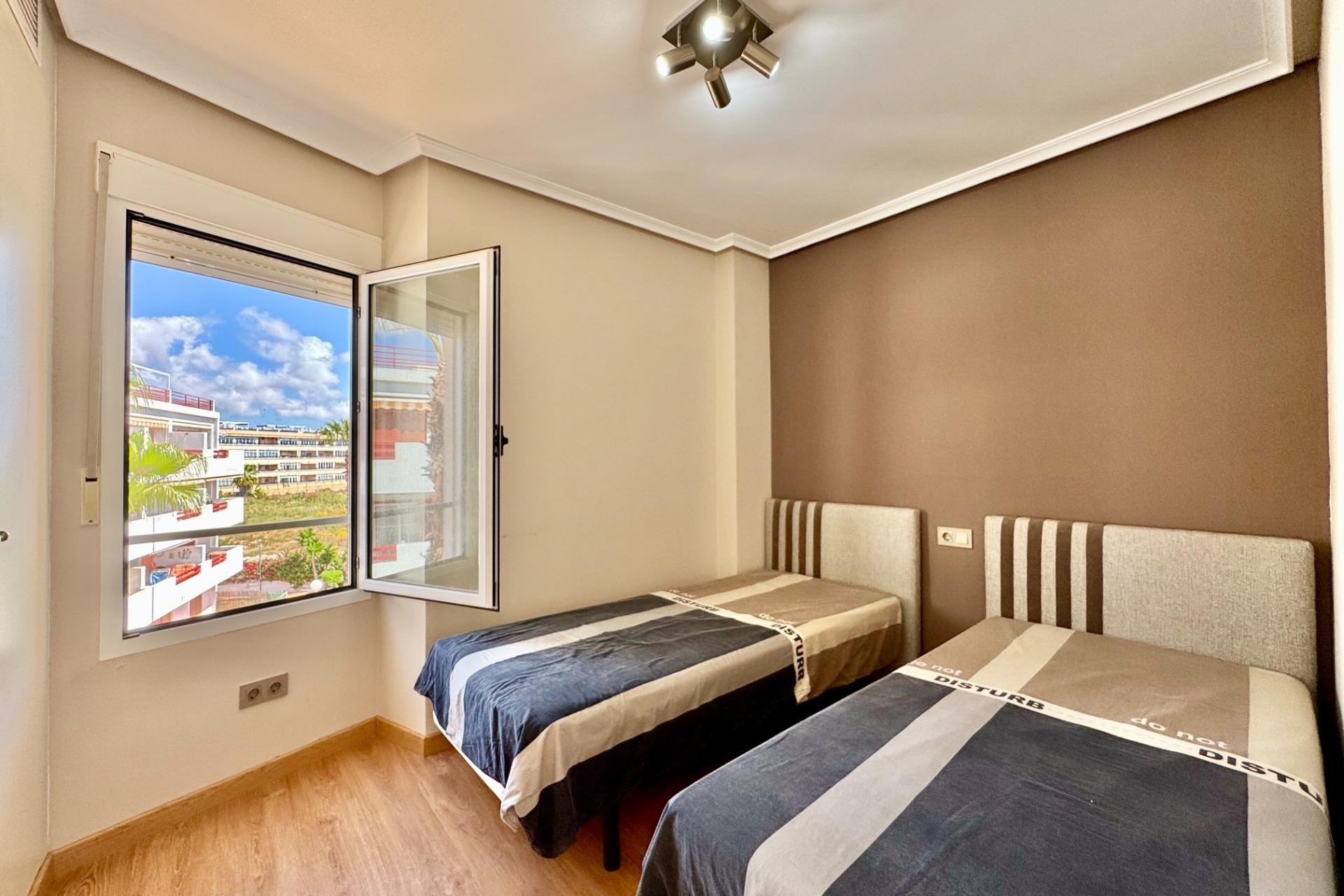 Herverkoop - Appartement / flat - Orihuela Costa - Punta Prima