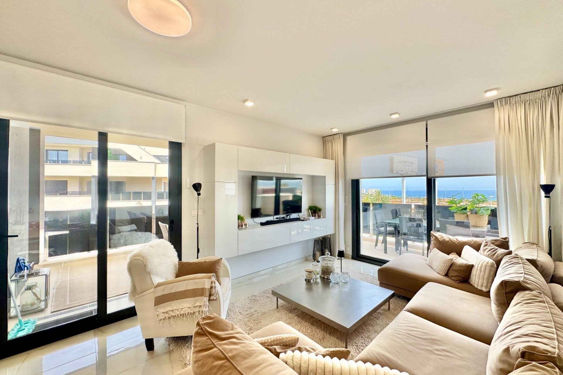 Herverkoop - Appartement / flat - Orihuela Costa - Punta Prima