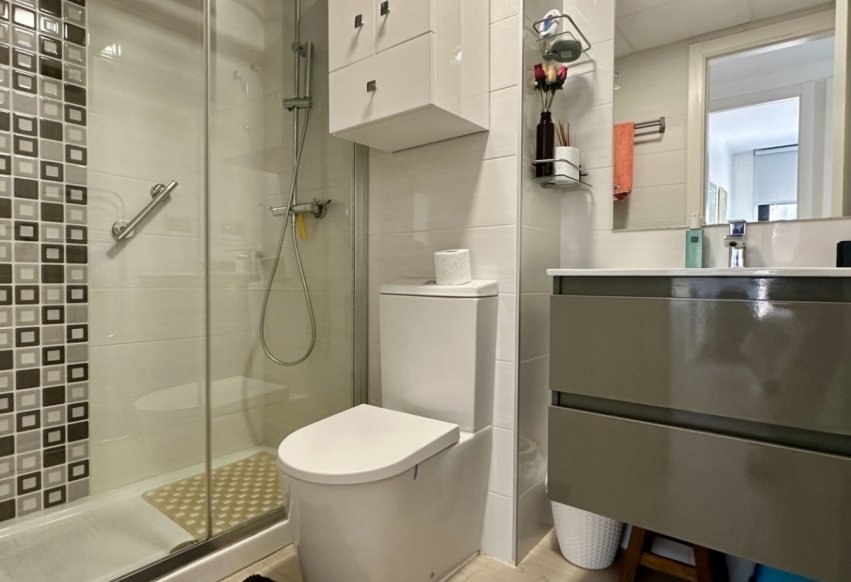 Herverkoop - Appartement / flat - Orihuela Costa - Punta Prima