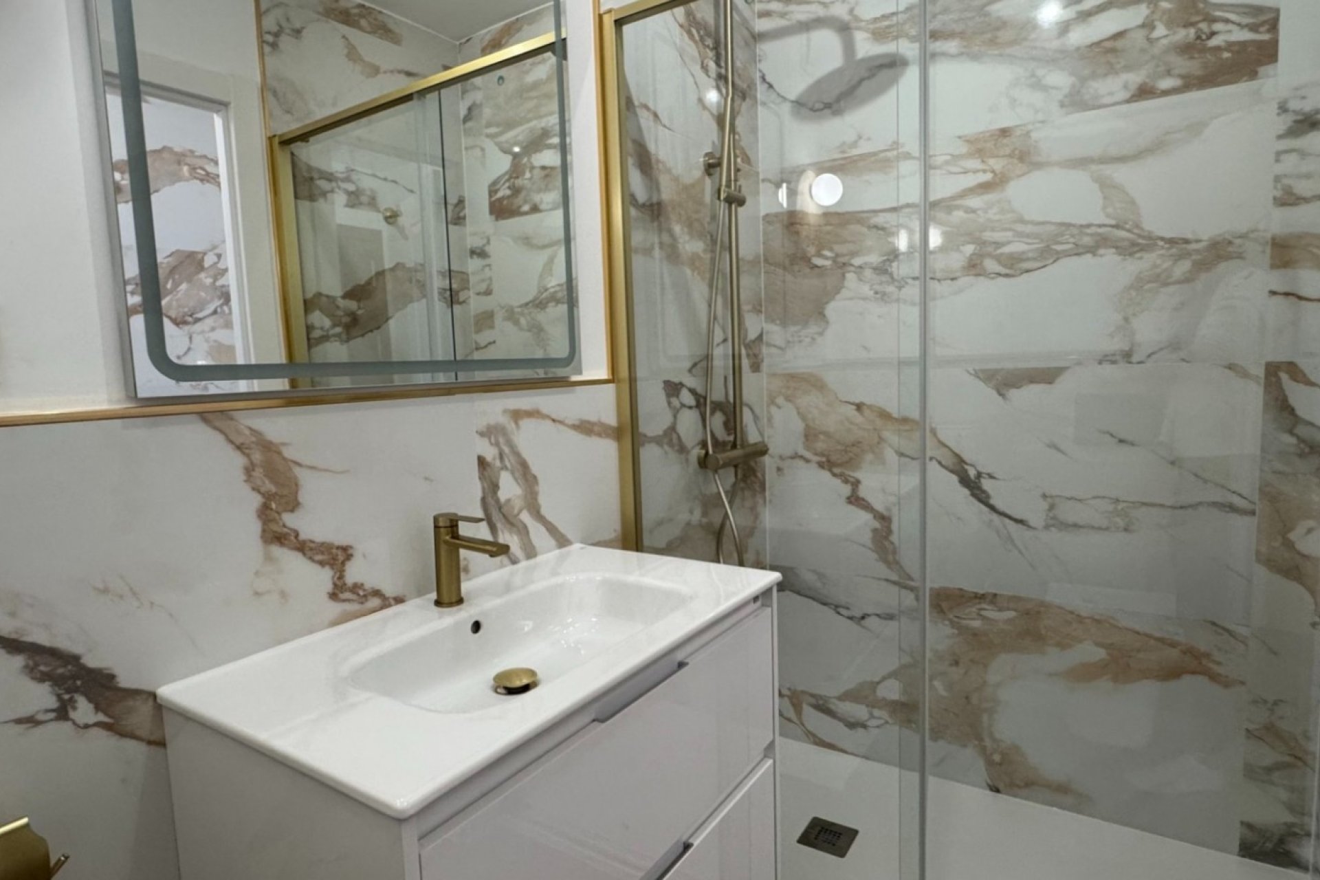 Herverkoop - Appartement / flat - Orihuela Costa - Punta Prima