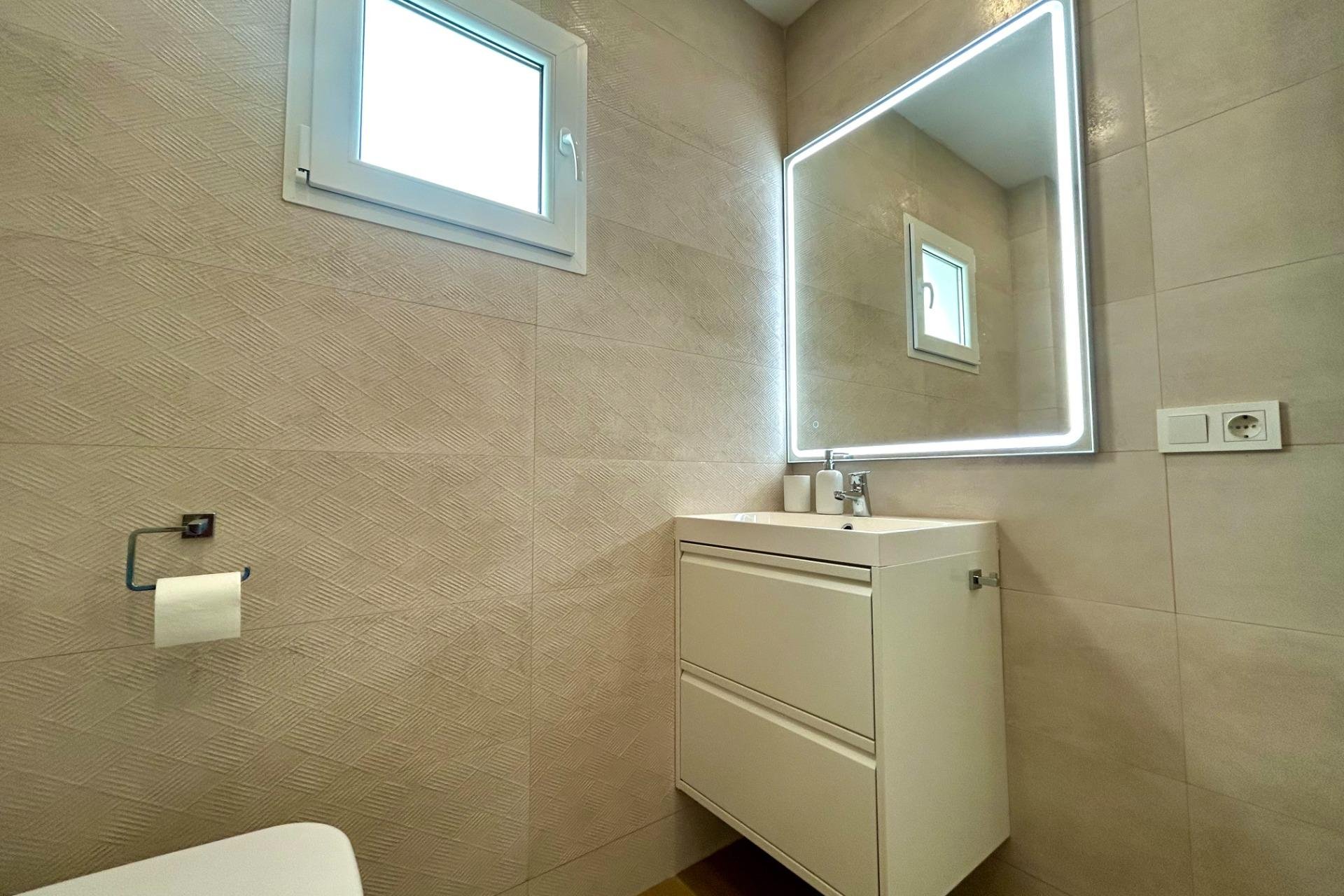 Herverkoop - Appartement / flat - San Miguel de Salinas - Las filipinas