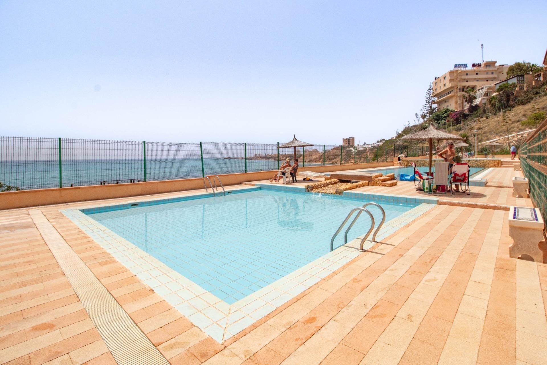 Herverkoop - Appartement / flat - Torrevieja - Cabo cervera
