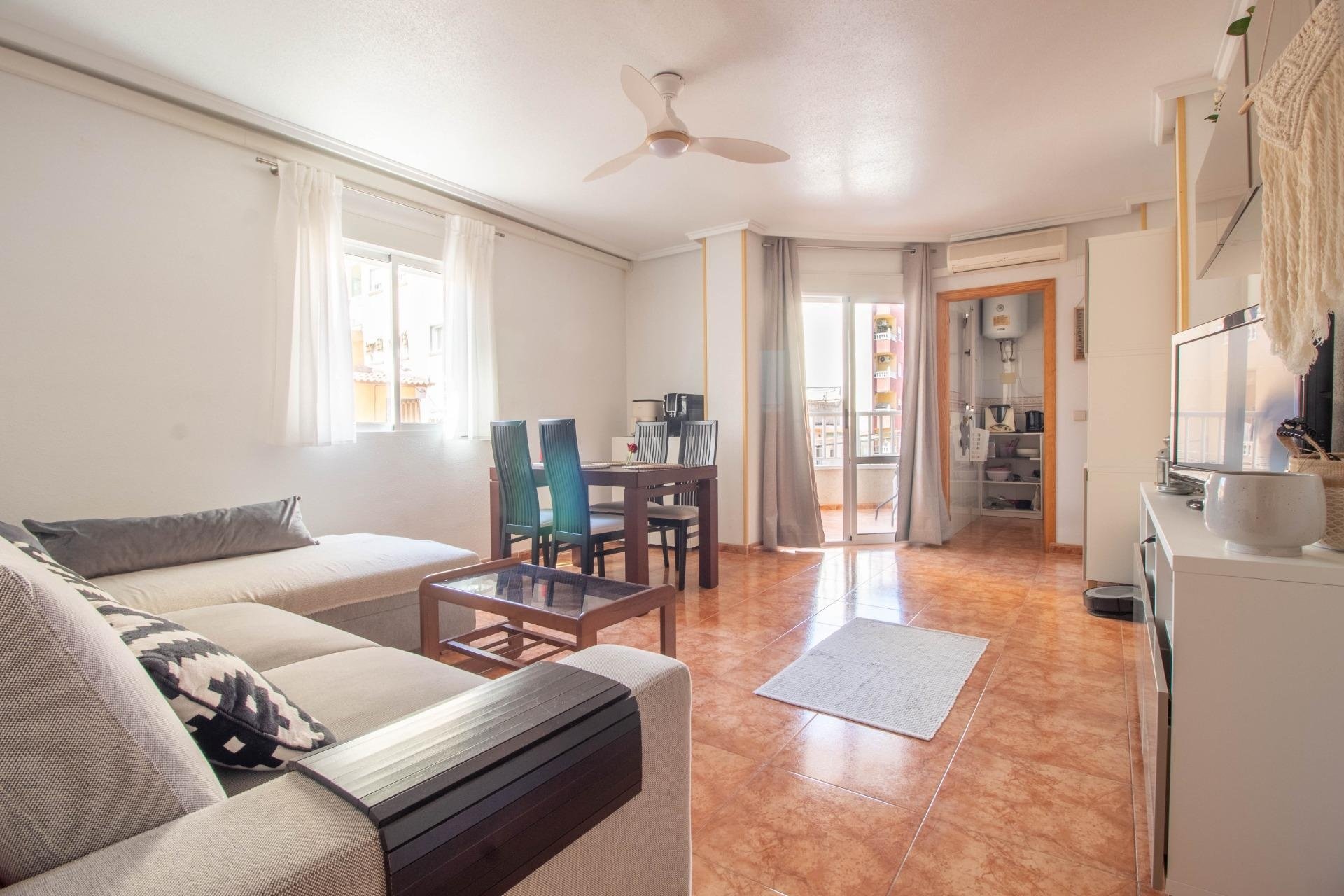 Herverkoop - Appartement / flat - Torrevieja - Centro