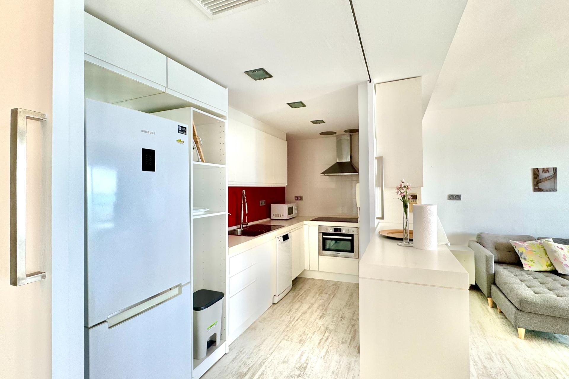 Herverkoop - Appartement / flat - Torrevieja - Estacion de autobuses