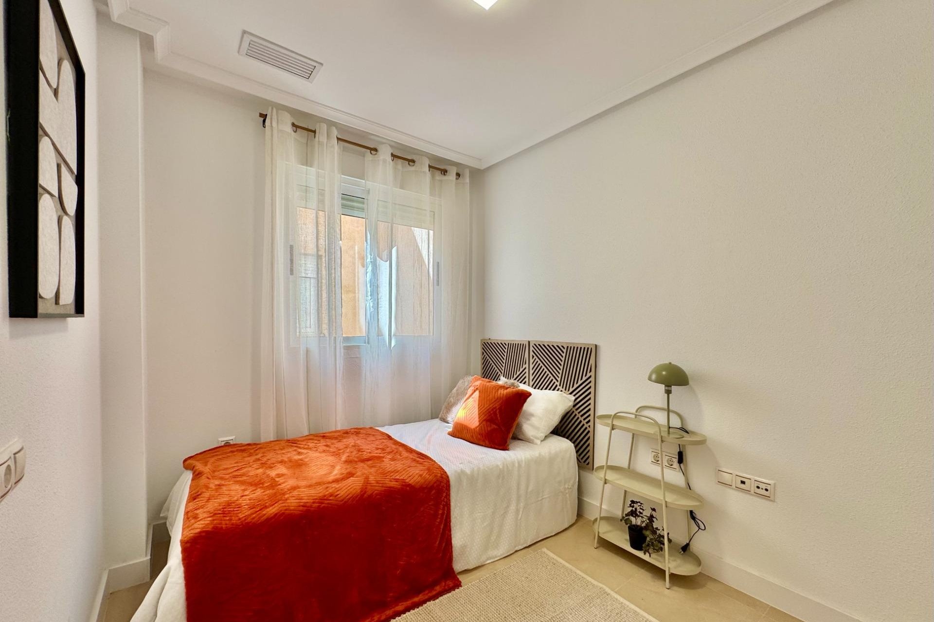 Herverkoop - Appartement / flat - Torrevieja - Parque de las Naciones