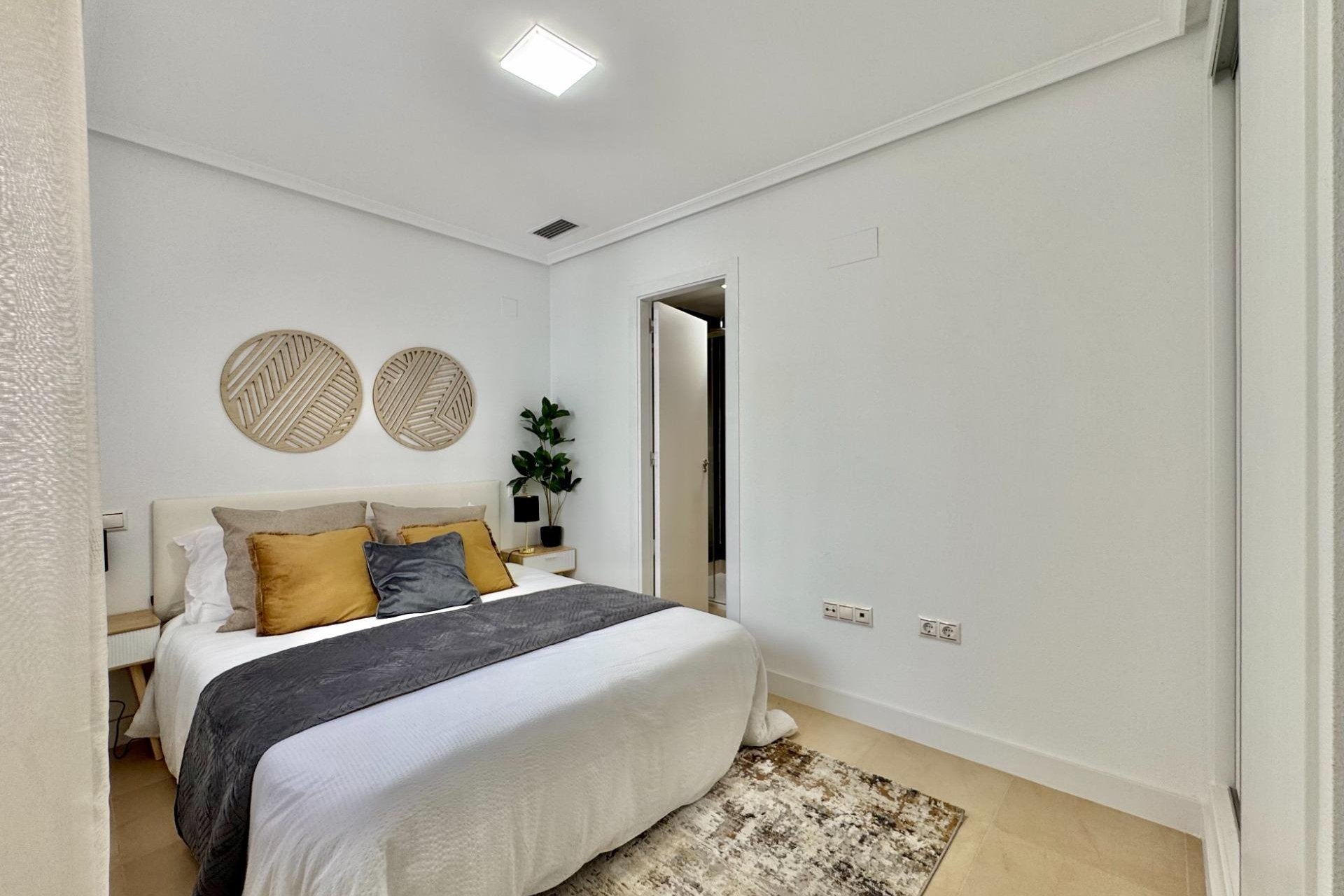 Herverkoop - Appartement / flat - Torrevieja - Parque de las Naciones