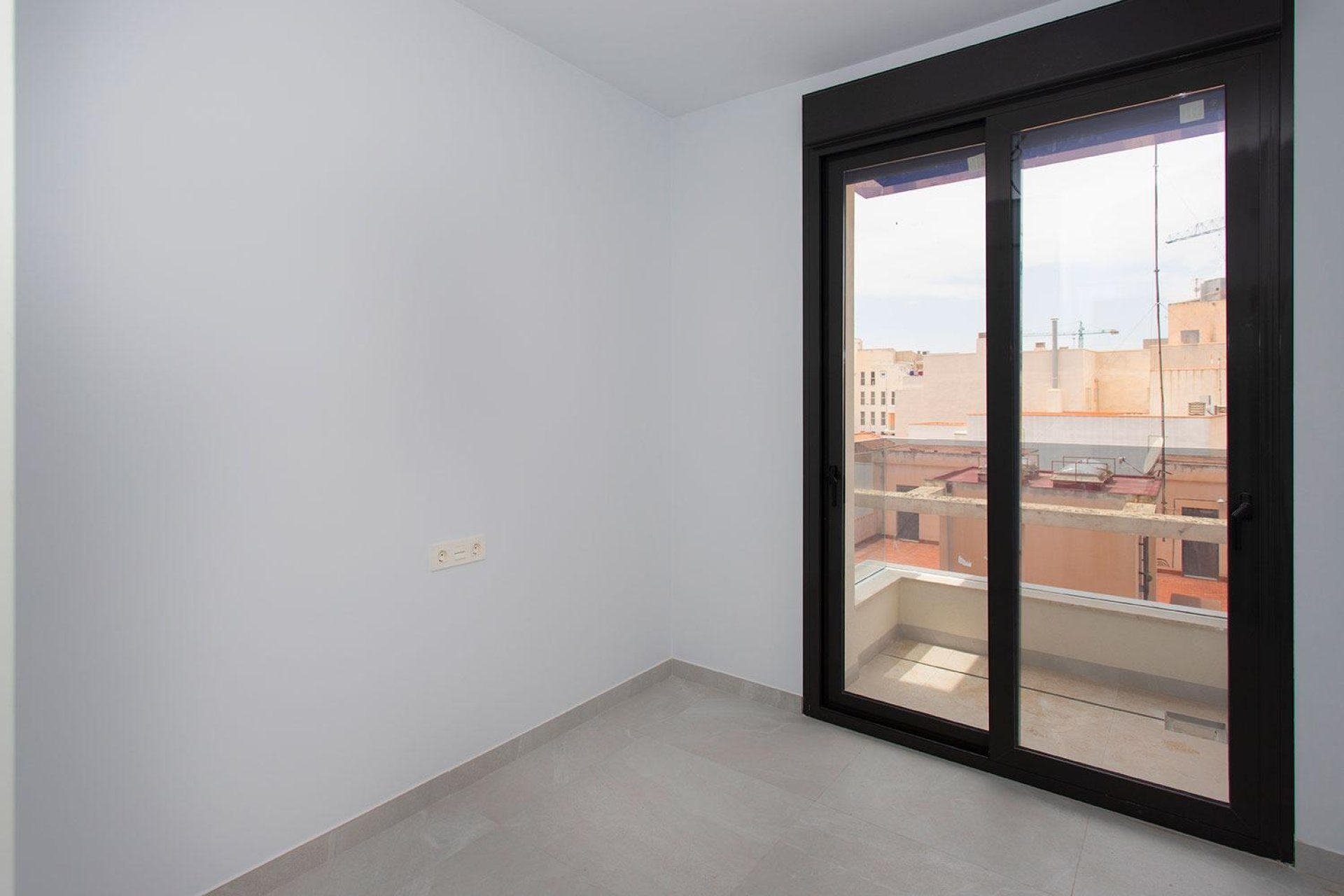 Herverkoop - Appartement / flat - Torrevieja - Paseo maritimo