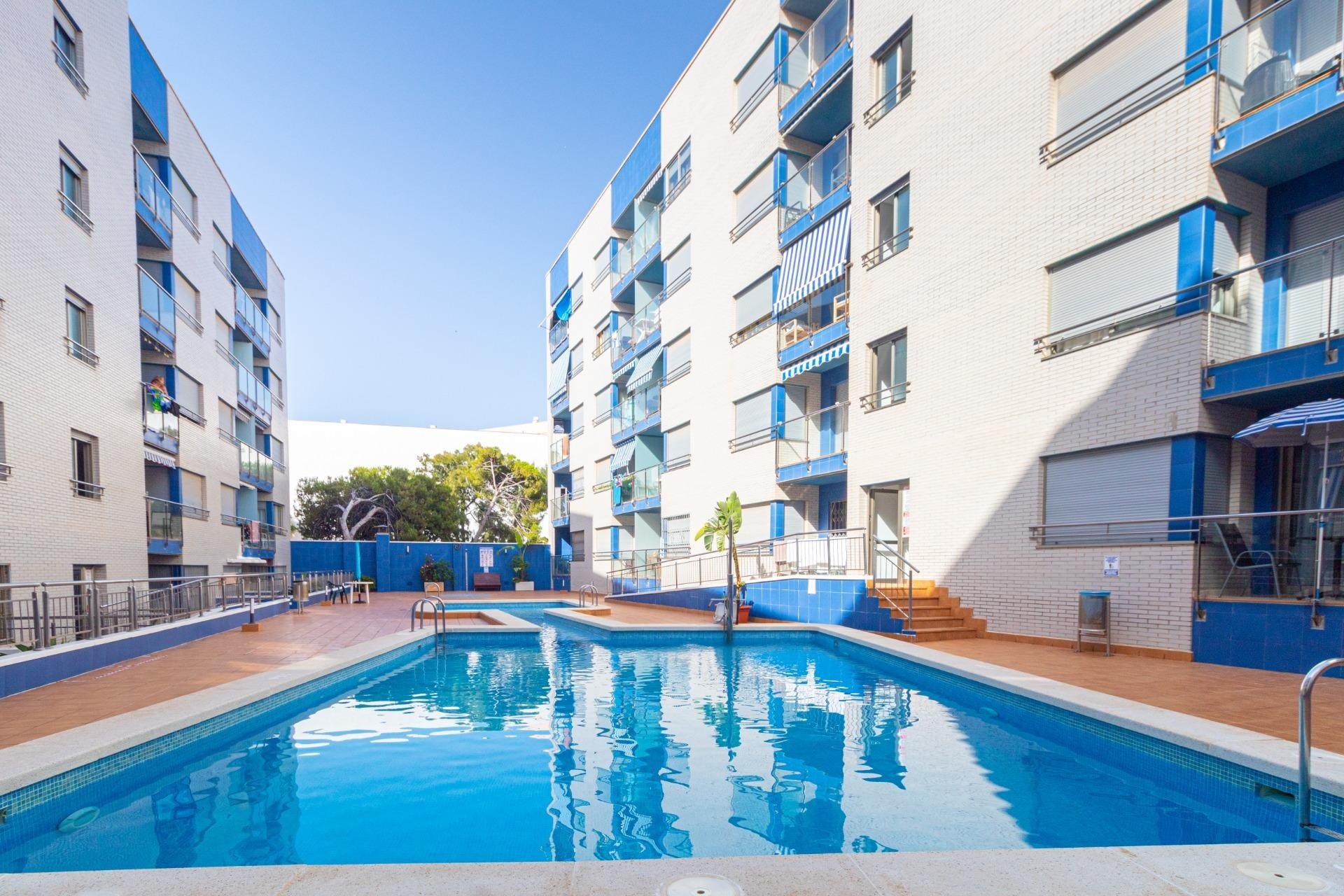 Herverkoop - Appartement / flat - Torrevieja - Playa de los Locos