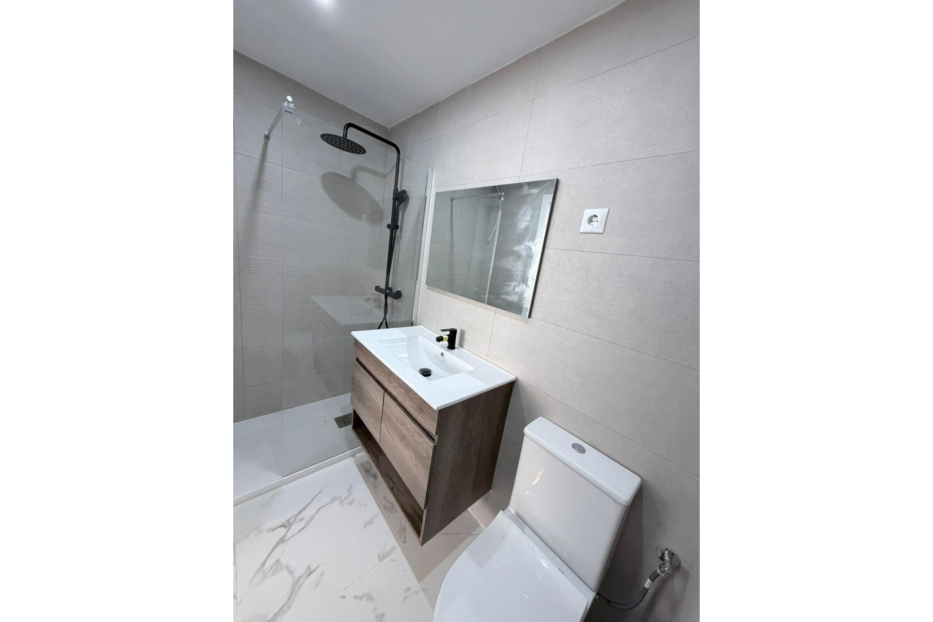 Herverkoop - Appartement / flat - Torrevieja - Playa del Cura