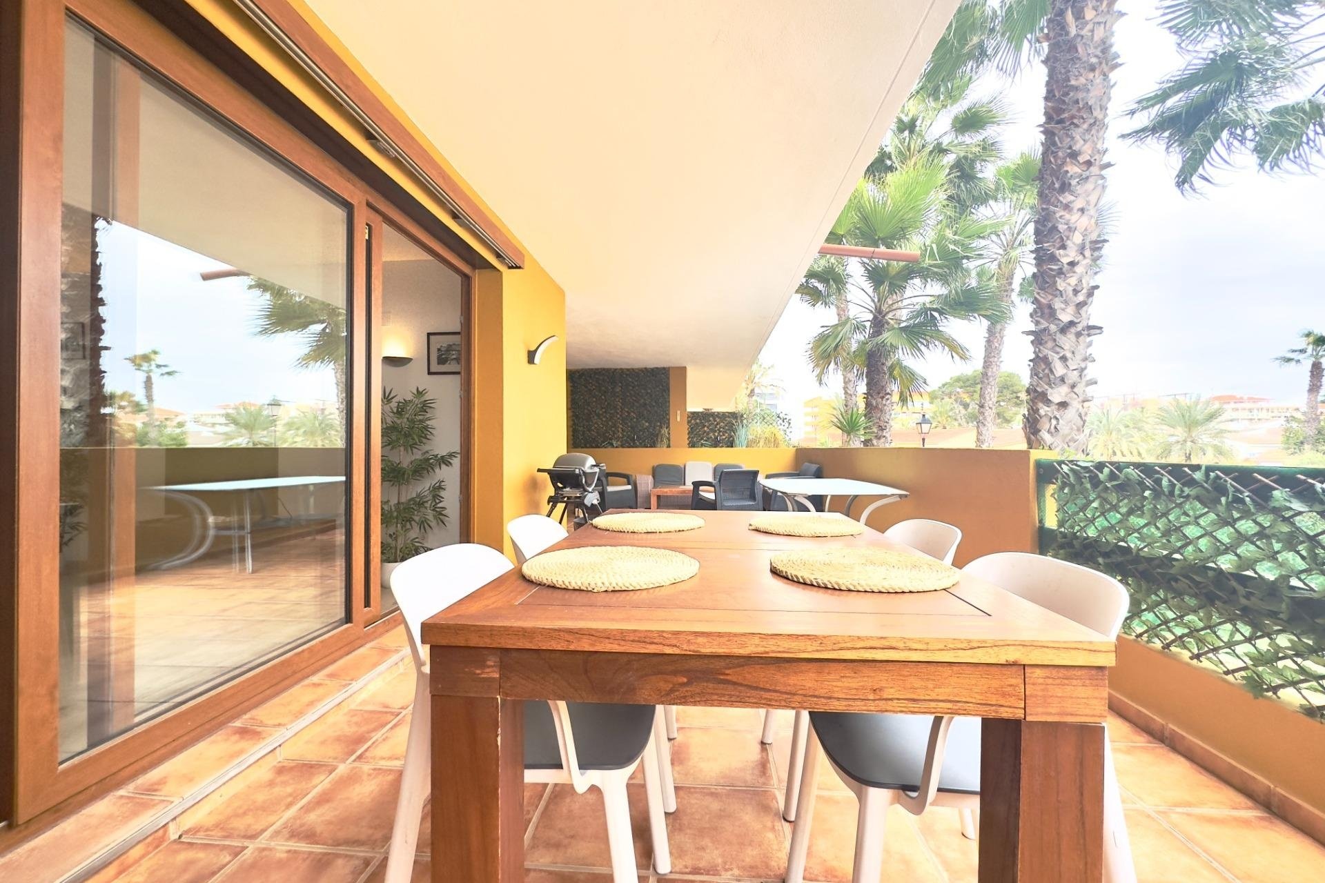 Herverkoop - Appartement / flat - Torrevieja - Punta Prima