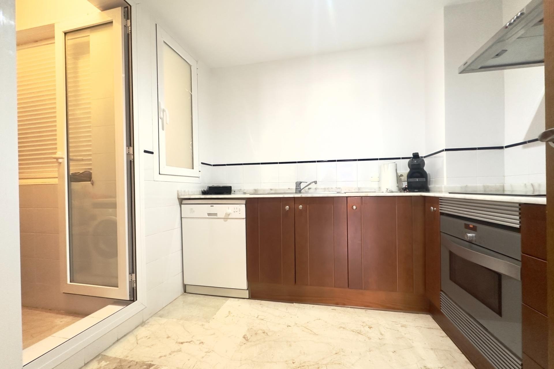 Herverkoop - Appartement / flat - Torrevieja - Punta Prima