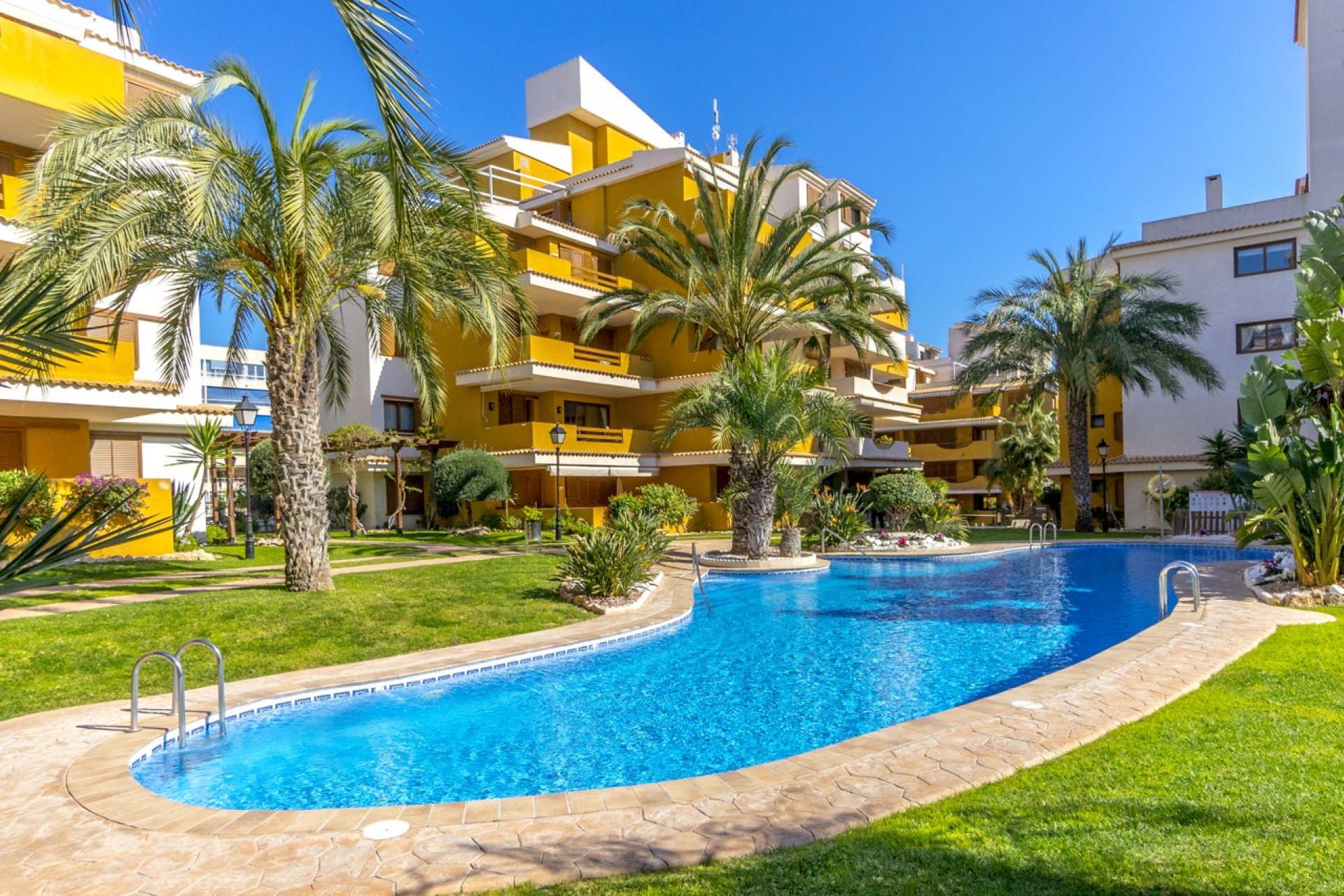 Herverkoop - Appartement / flat - Torrevieja - Punta Prima