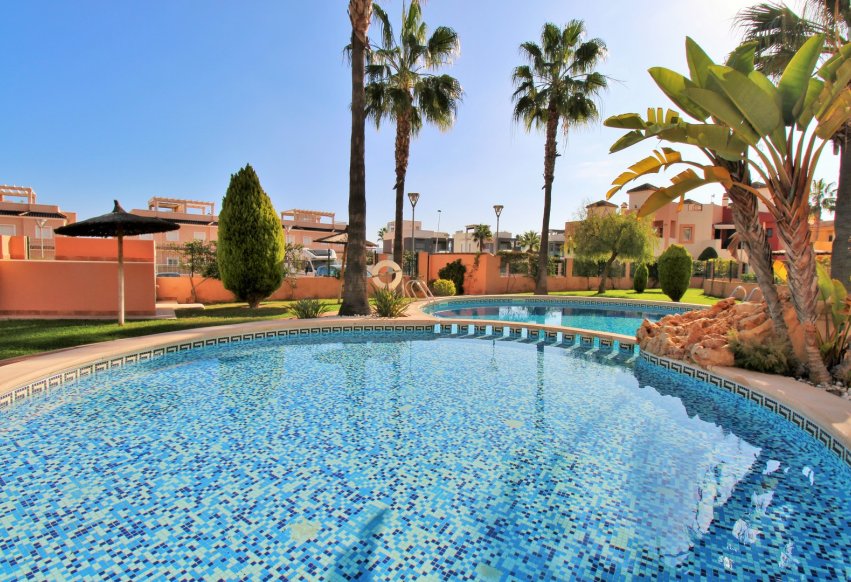 Herverkoop - Appartement / flat - Torrevieja - Punta Prima