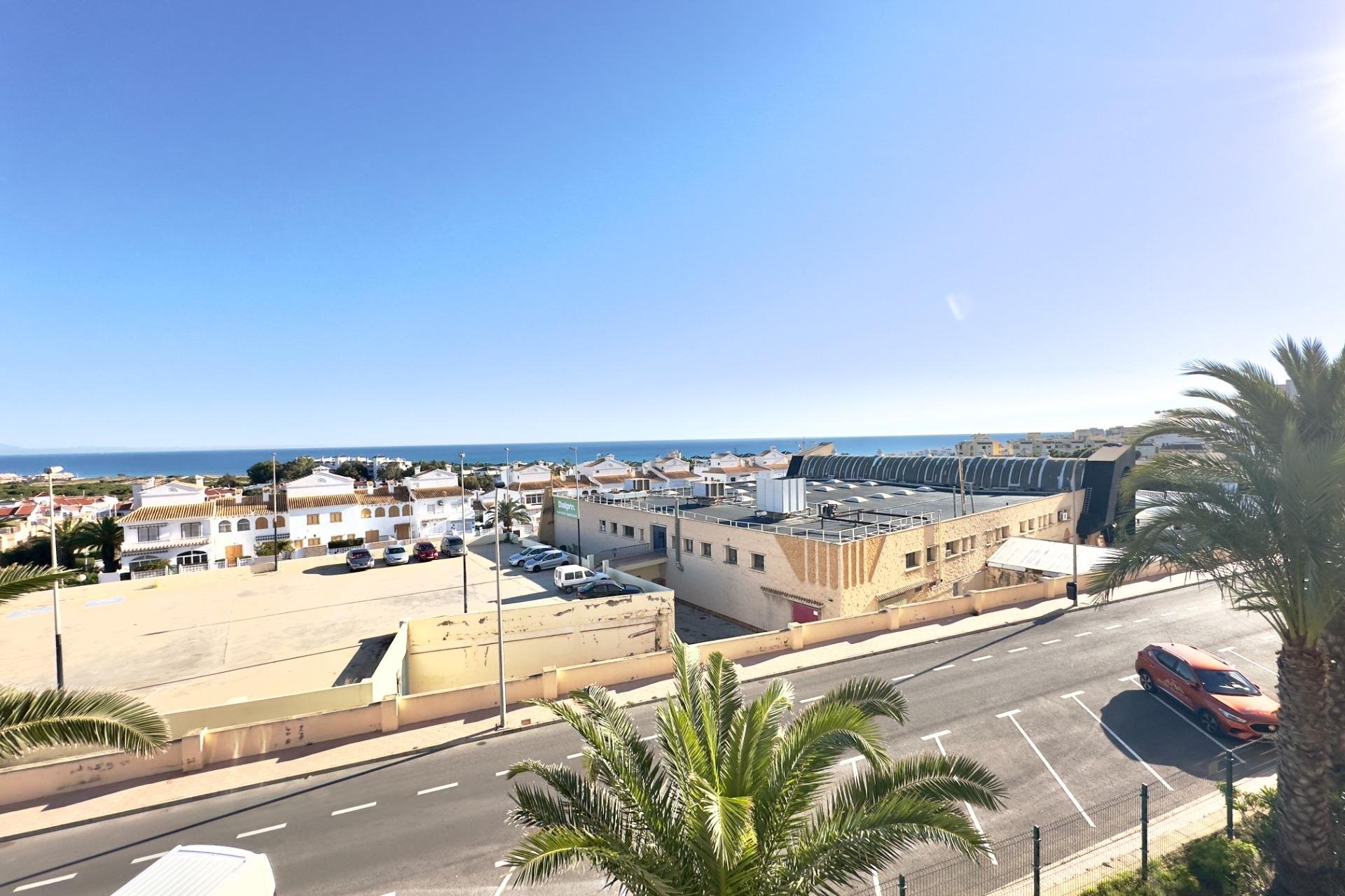 Herverkoop - Appartement / flat - Torrevieja - Torreblanca
