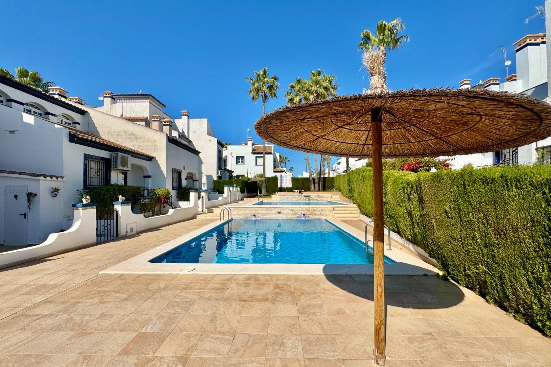 Herverkoop - Bungalow - Orihuela Costa - Villamartín-Las Filipinas